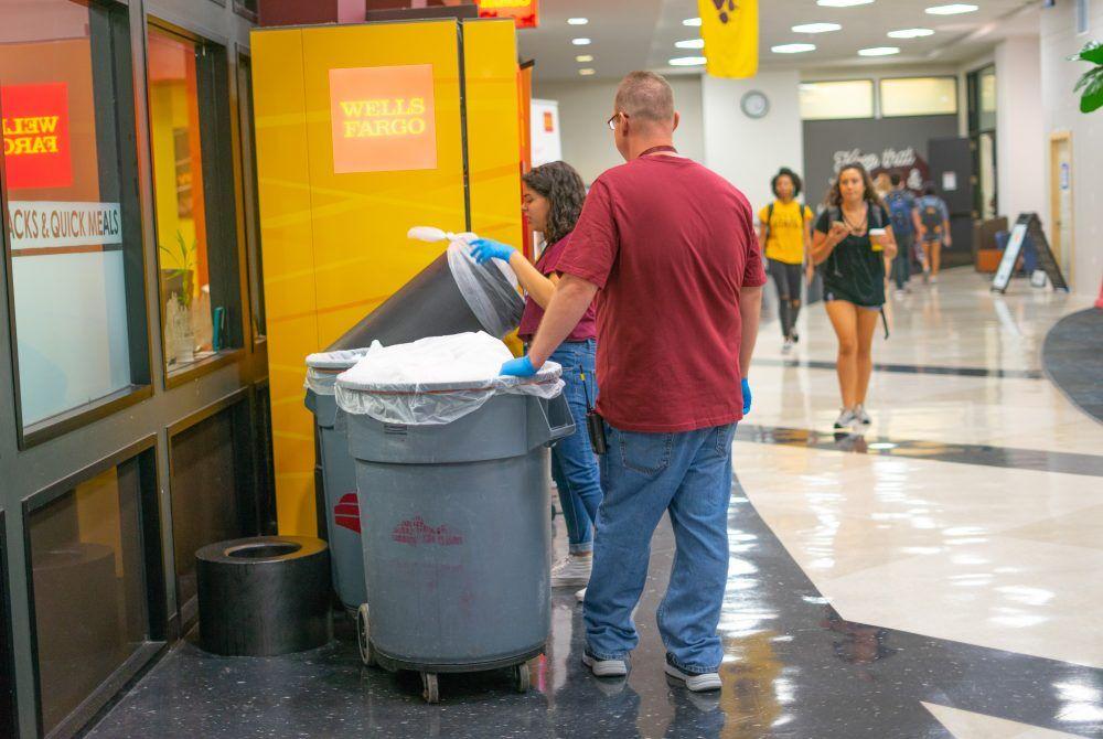 
Texas State students appreciate all janitors throughout the campus.


Photo By Cameron Hubbard
