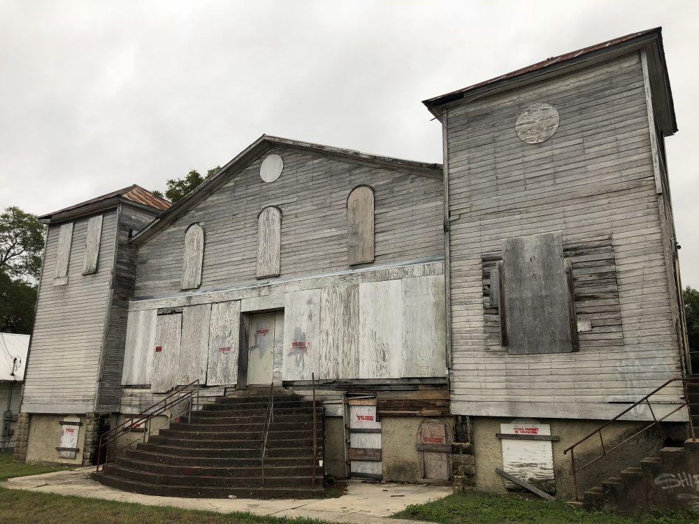 
The boarded-up Old Baptist Church sits on the corner of MLK Dr. and Comanche St.


Photo By May Olvera
