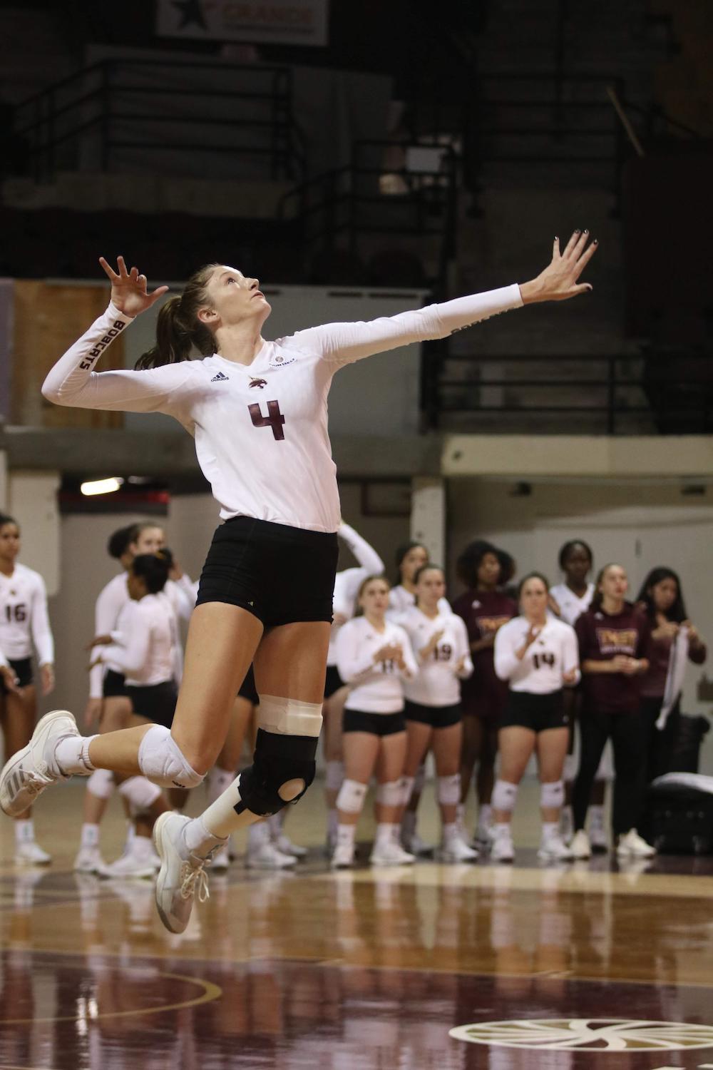 Texas+State+volleyball+remains+undefeated++in+conference+play