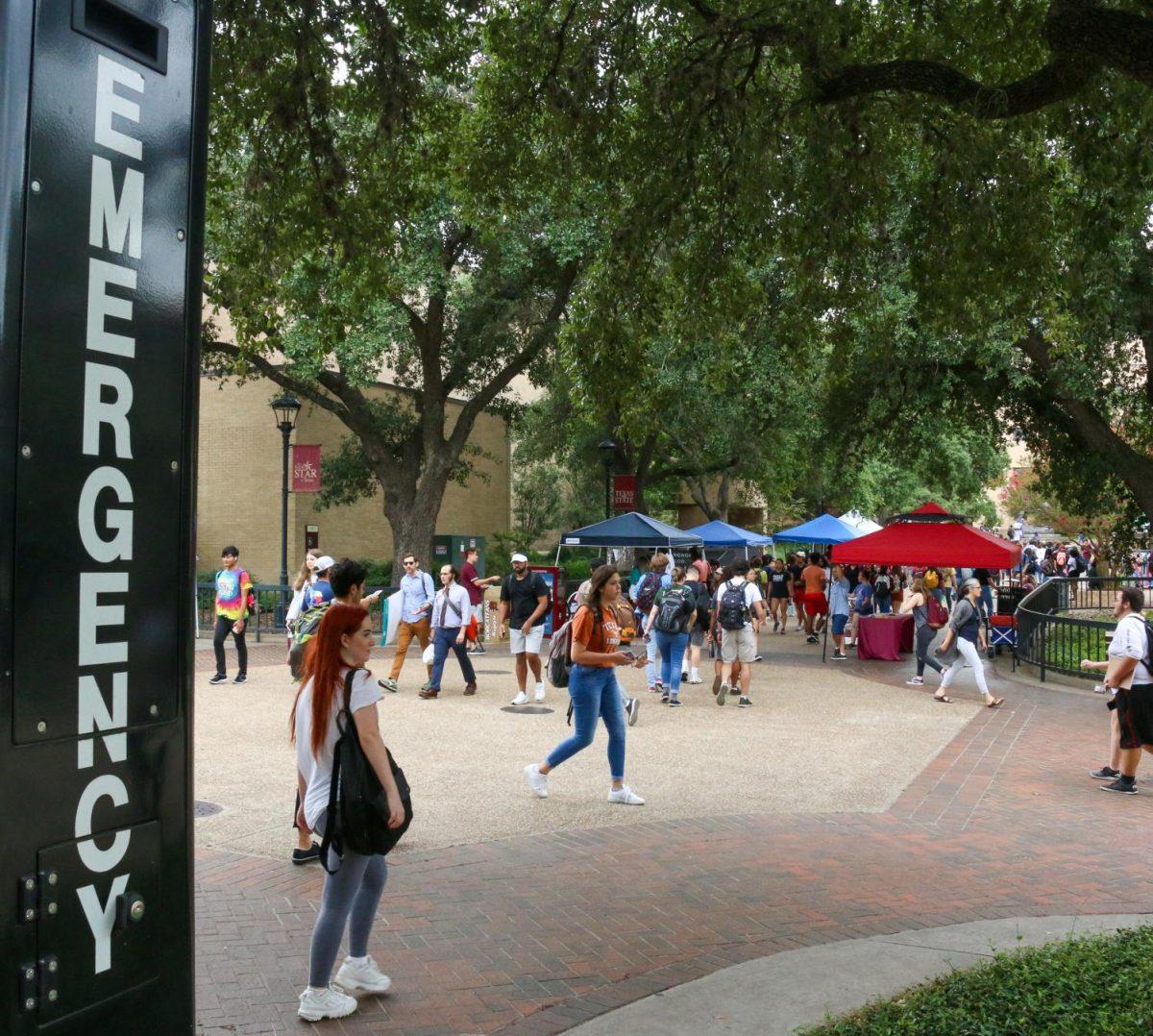 Texas+State+students+walk+in+between+classes%2C+Tuesday%2C+Sept.+17%2C+in+the+Quad.+Photo+by+Jaden+Edison.
