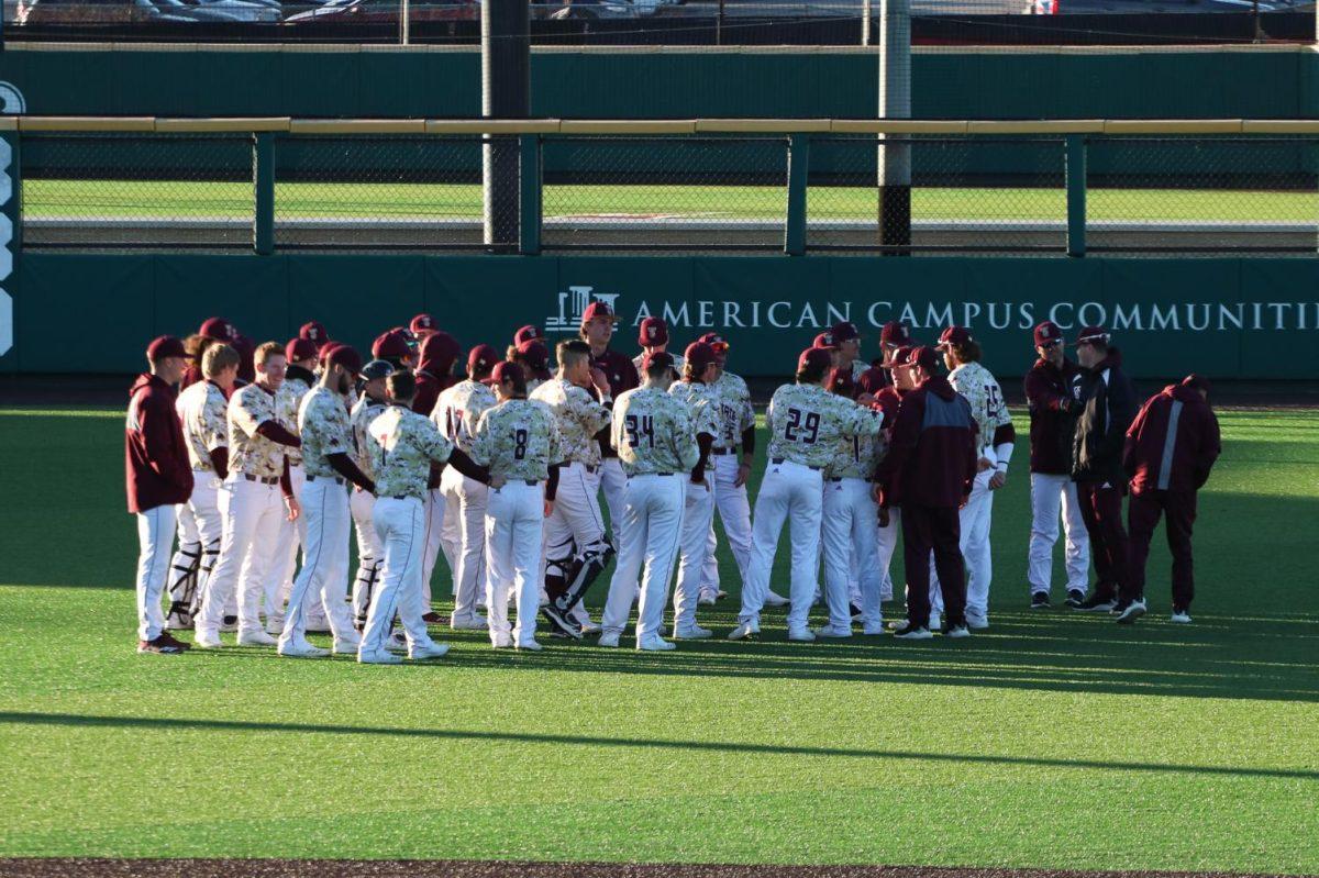 The+Texas+State+baseball+team+huddles+prior+to+a+game+against+the+Rice+Owls%2C+Wednesday%2C+Feb.+26%2C+2020%2C+at+Bobcat+Ballpark.