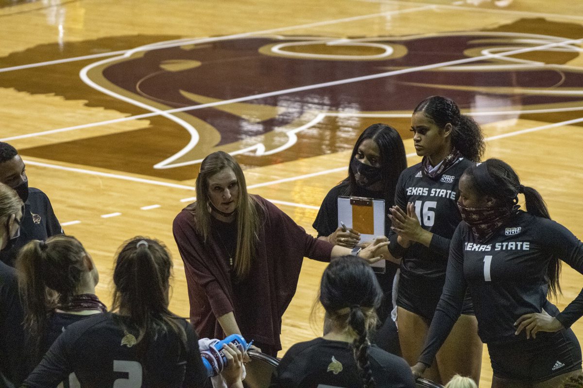 Texas+State+Recruiting+Coordinator+Tori+Plugge+talks+to+the+Bobcats+on+the+sidelines+during+a+game+against+the+University+of+Arkansas+at+Little+Rock%2C+Saturday%2C+Oct.+24%2C+2020%2C+at+Strahan+Arena.+The+Bobcats+won+3-0+against+the+Trojans.