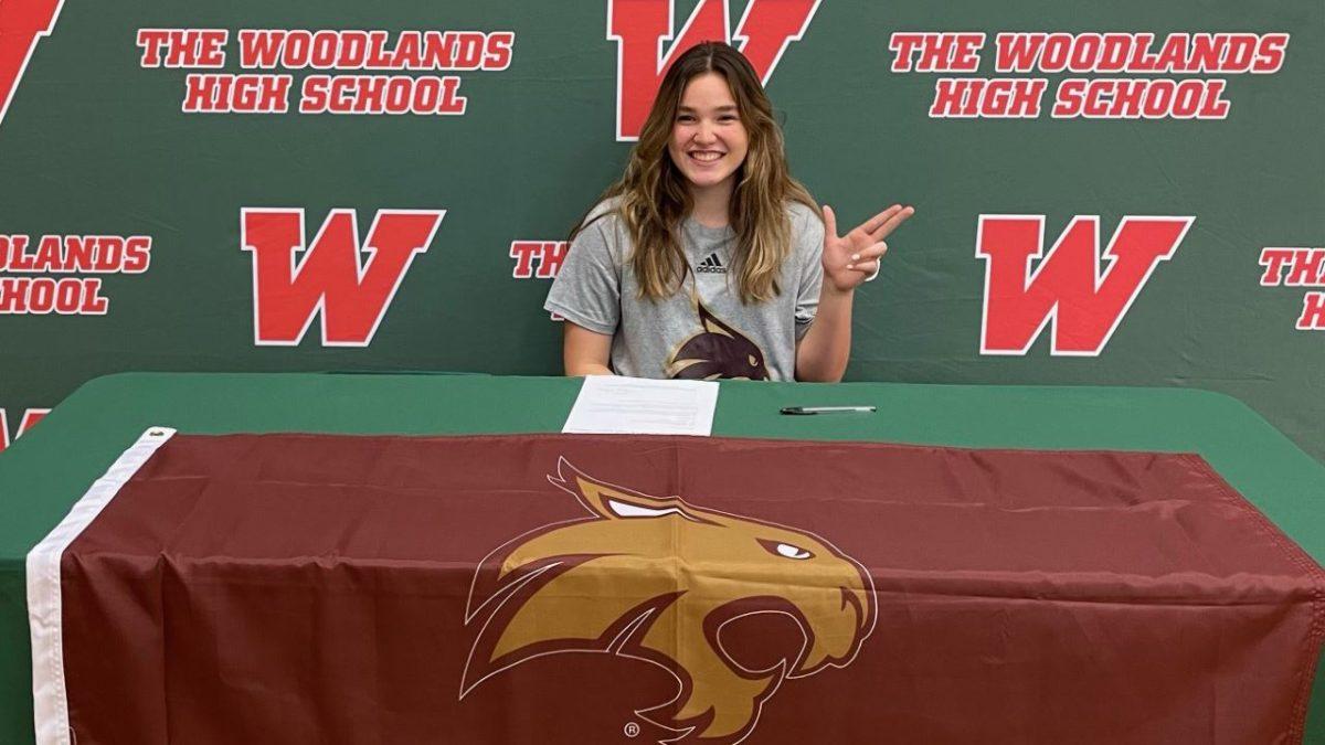 Texas State volleyball signed defensive specialist/libero Jacqueline Lee for the class of 2021.