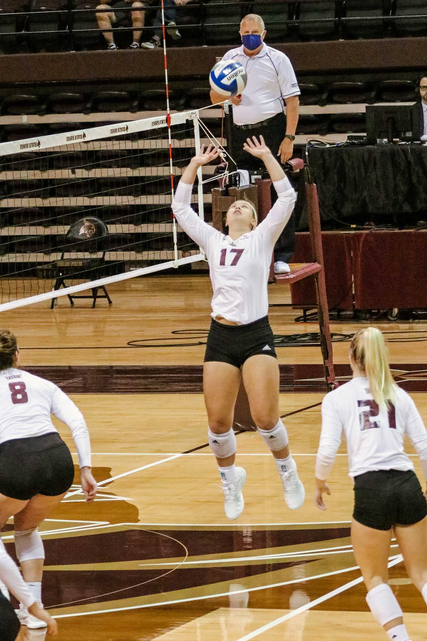 Emily+DeWalt+closes+out+historic+season+with+Texas+State+volleyball
