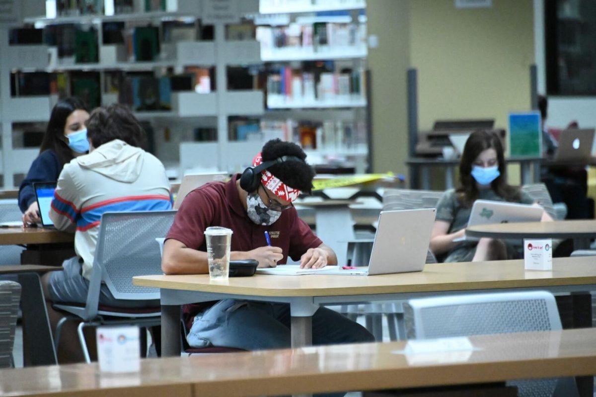 Texas State students study and work on assignments, Tuesday, Jan. 19, 2021, at Alkek Library. 