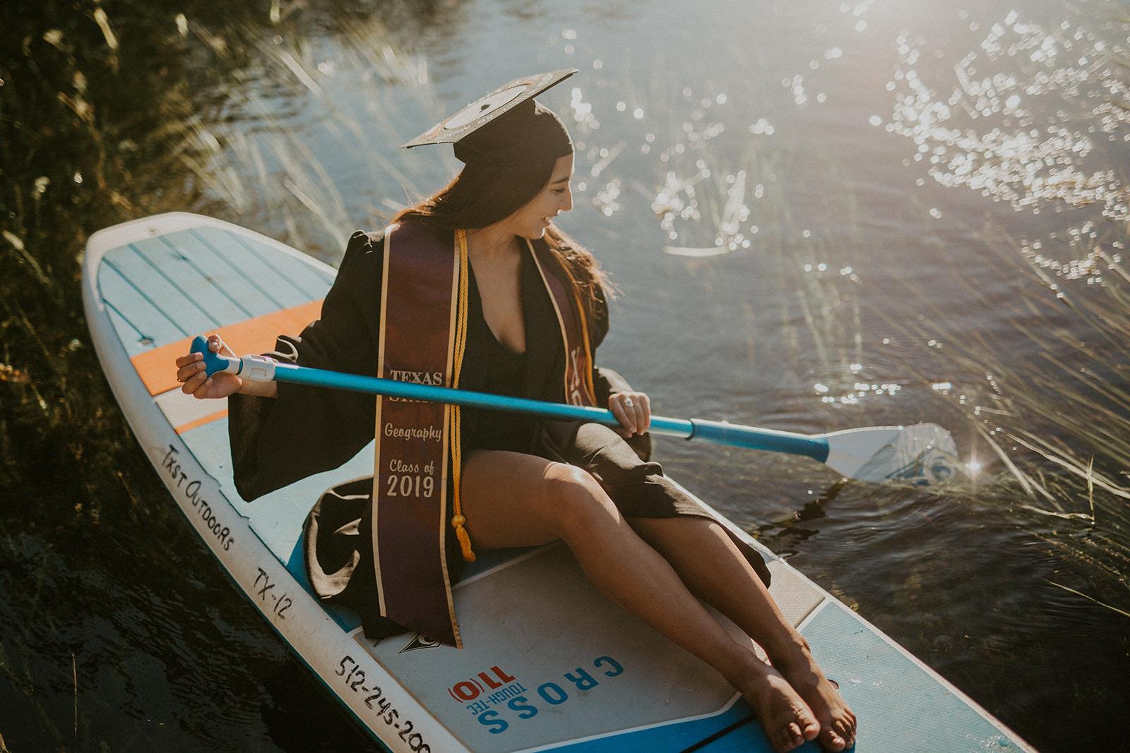 Photographers+find+joy+in+capturing+meaningful+moments+for+graduating+Bobcats