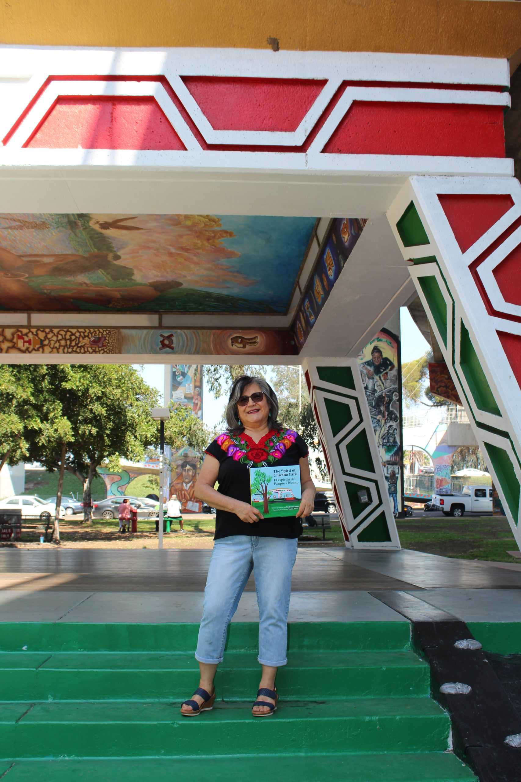 Chicano+authors+illuminate+Mexican+American+perseverance+in+award-winning+books