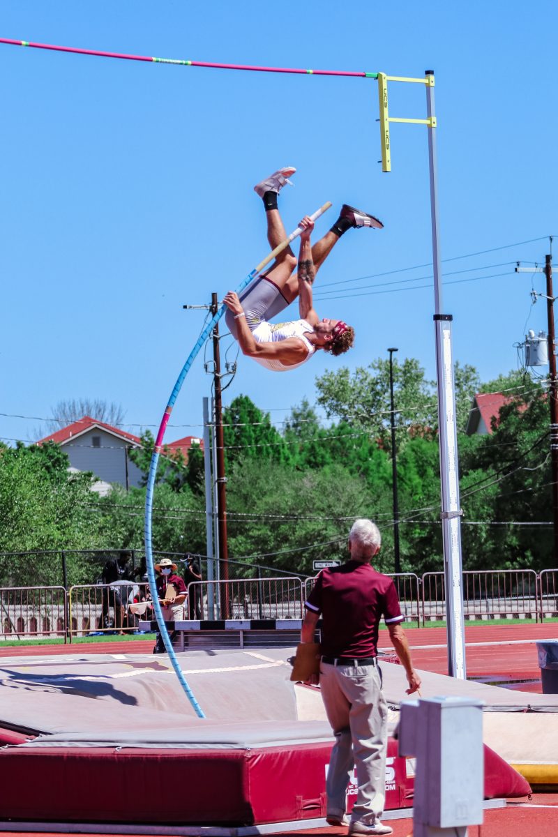 Texas+State+senior+pole+vaulter+Isaac+Sadzewicz+attempts+the+pole+vault+during+the+Bobcat+Classic%2C+Sunday%2C+May+2%2C+2021%2C+at+Texas+State+Track+and+Field+Complex.