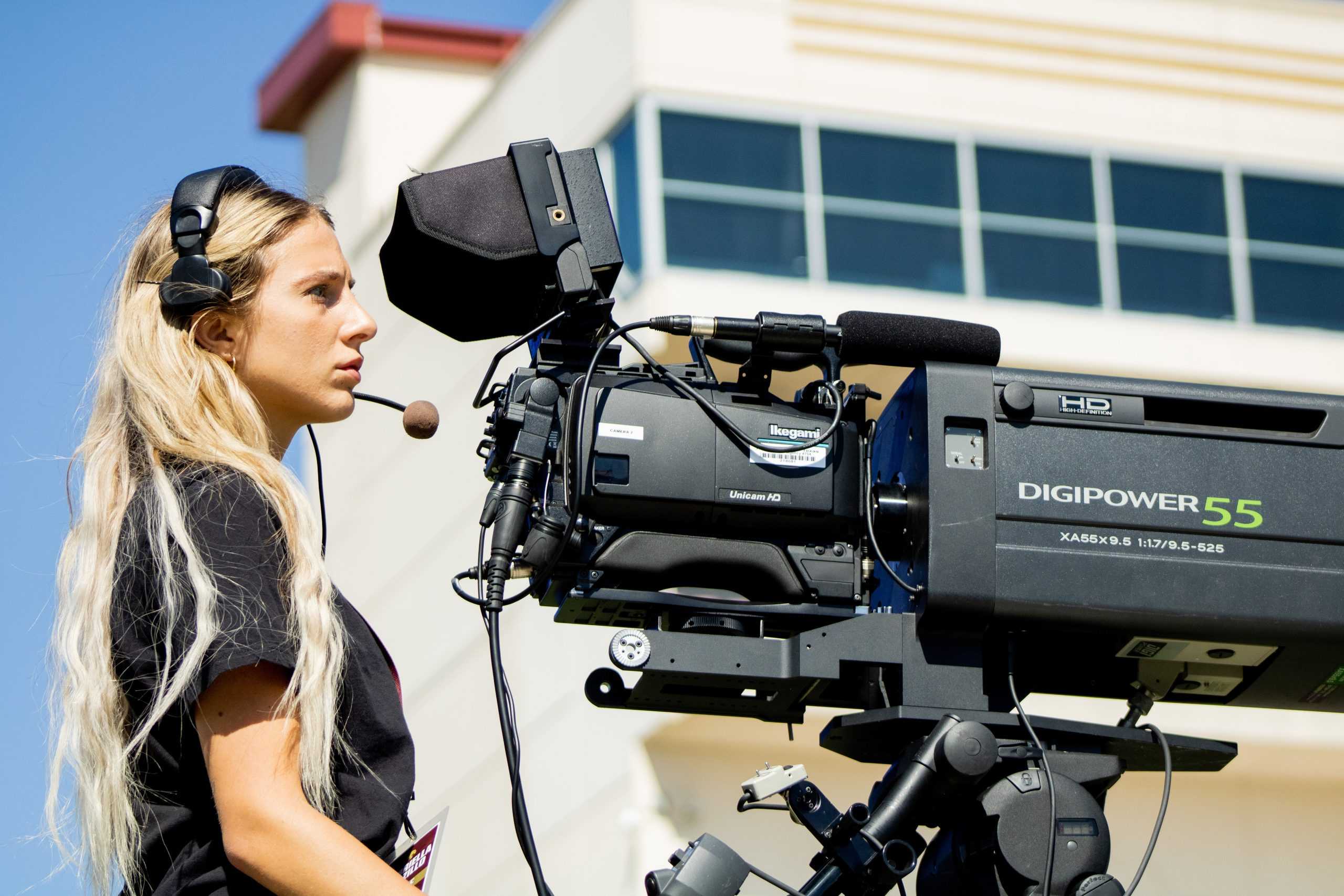 Breaking the Glass Ceiling Women empower each other in Texas State