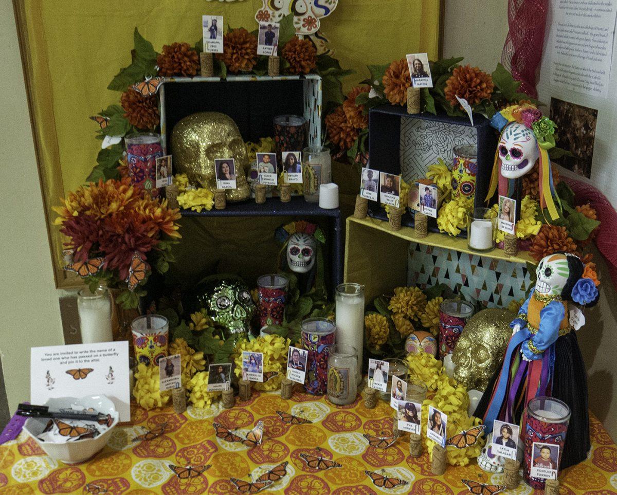 The+2022+Honors+College+ofrenda+displays+the+Uvalde+school+shooting+victims%2C+Wednesday%2C+Oct.+19%2C+2022%2C+at+Lampasas+Hall.+The+Honors+College+has+centered+its+ofrendas+around+a+theme+or+group+each+year+since+2020.