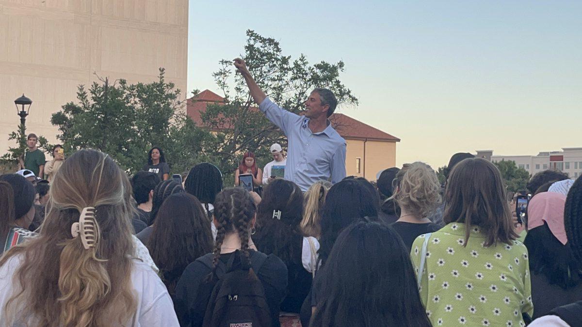 Texas Democratic gubernatorial candidate Beto O’Rourke delivers his speech to the crowd, Monday, Nov. 7, 2022 at LBJ Mall. 