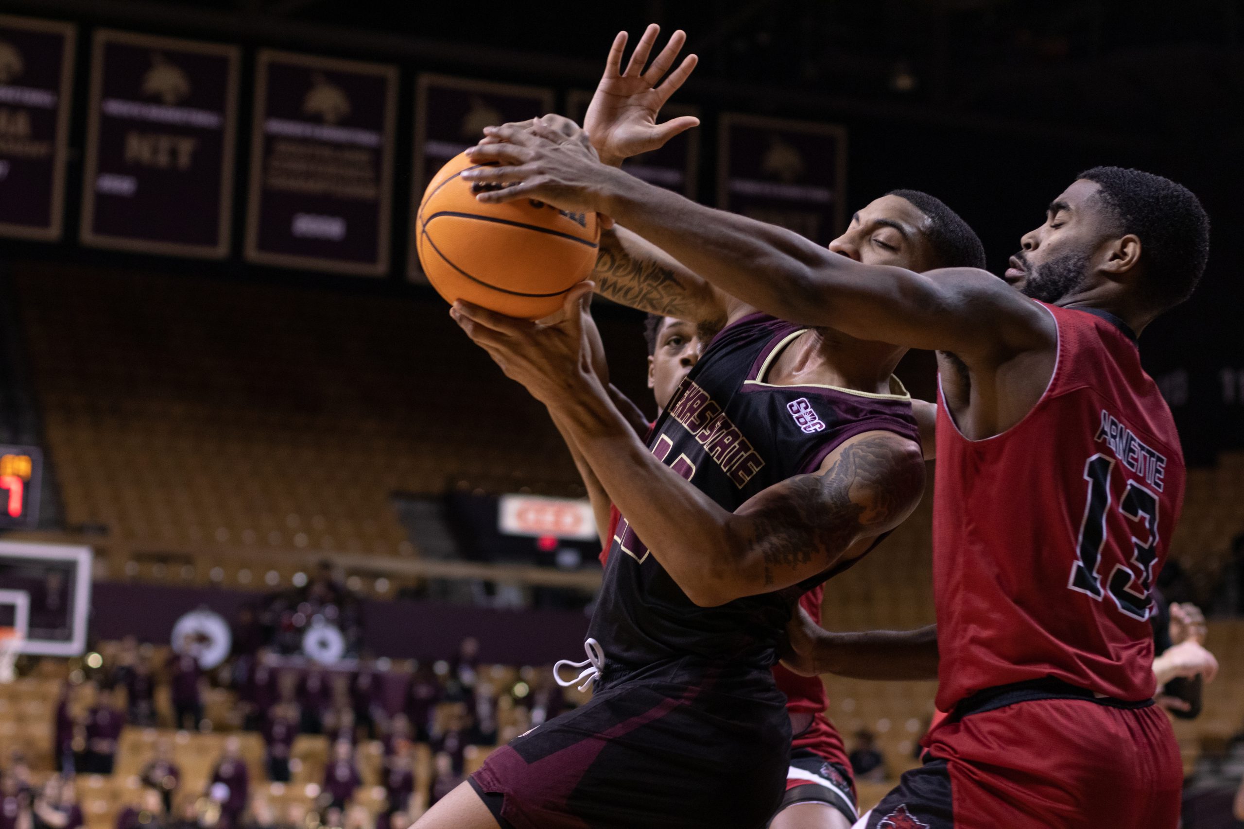 Mens+Basketball+against+Arkansas+State+University%3A+A+Photo+Gallery