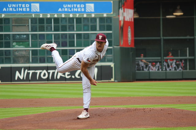 Texas State junior pitcher Austin Eaton (40) pitches during the game against Houston in the Astros Foundation College Classic, Friday, March. 1, 2024, Minute Maid Park in Houston.