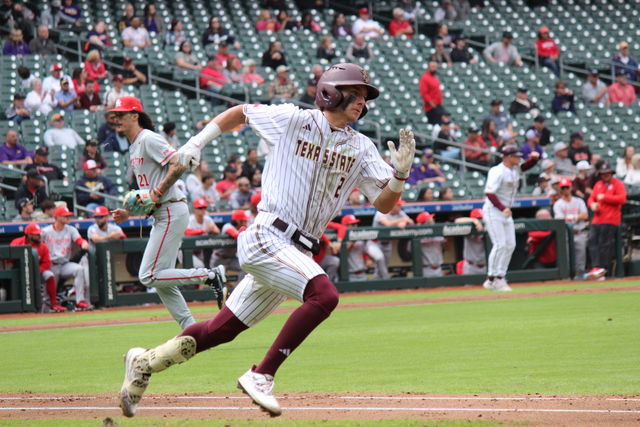 %28Photo+Gallery%29+Texas+State+finishes+2-1+in+Astros+College+Classic