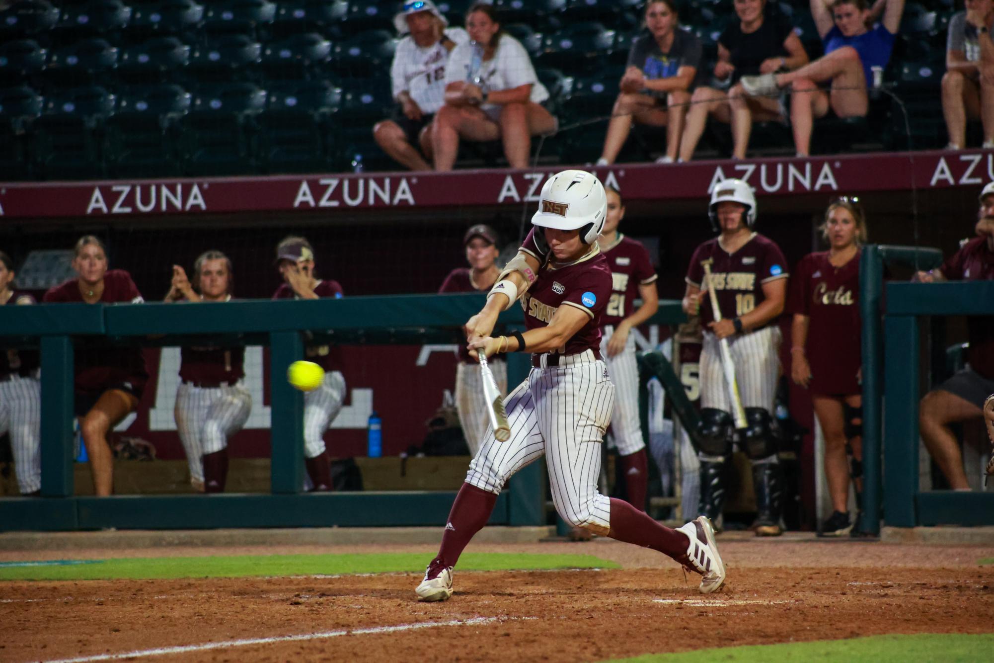 %28Photo+Gallery%29+Texas+State+softball+in+the+NCAA+College+Station+Regional+Tournament
