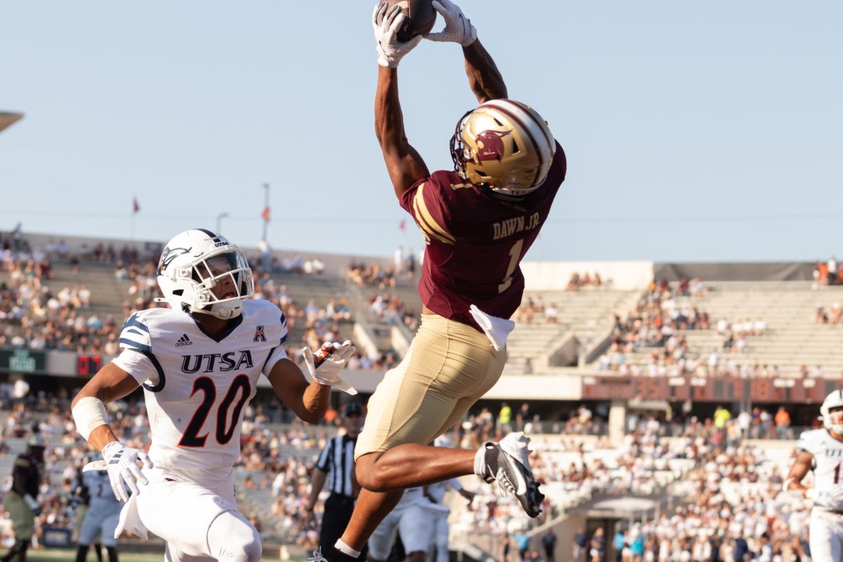 Texas State sophomore wide receiver Chris Dawn, Jr. (1) converts a touchdown catch in the end zone against UTSA, Saturday, Sept. 7, 2024, at UFCU Stadium.