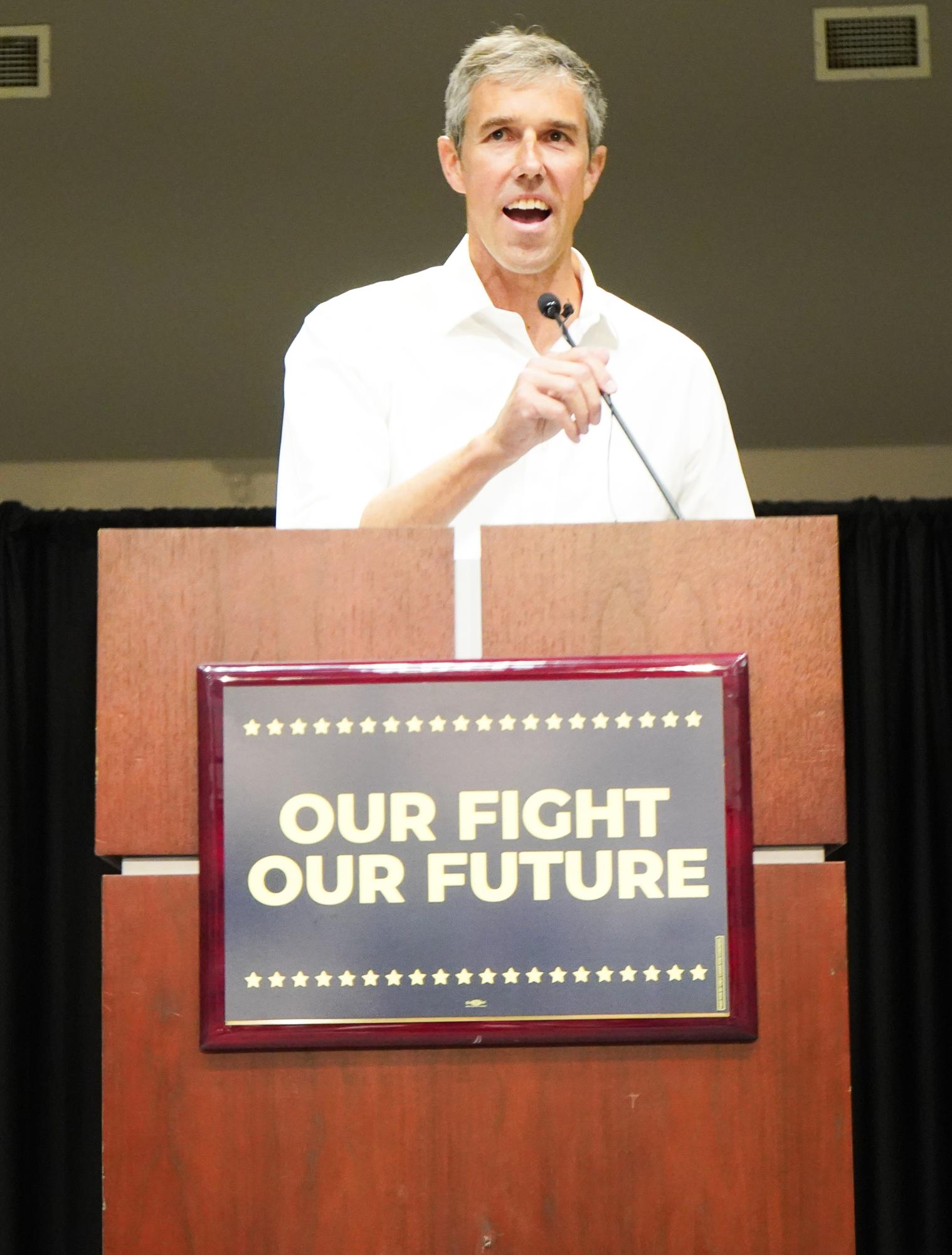 (Photo Gallery) - Democratic politicians visit TXST ahead of November election