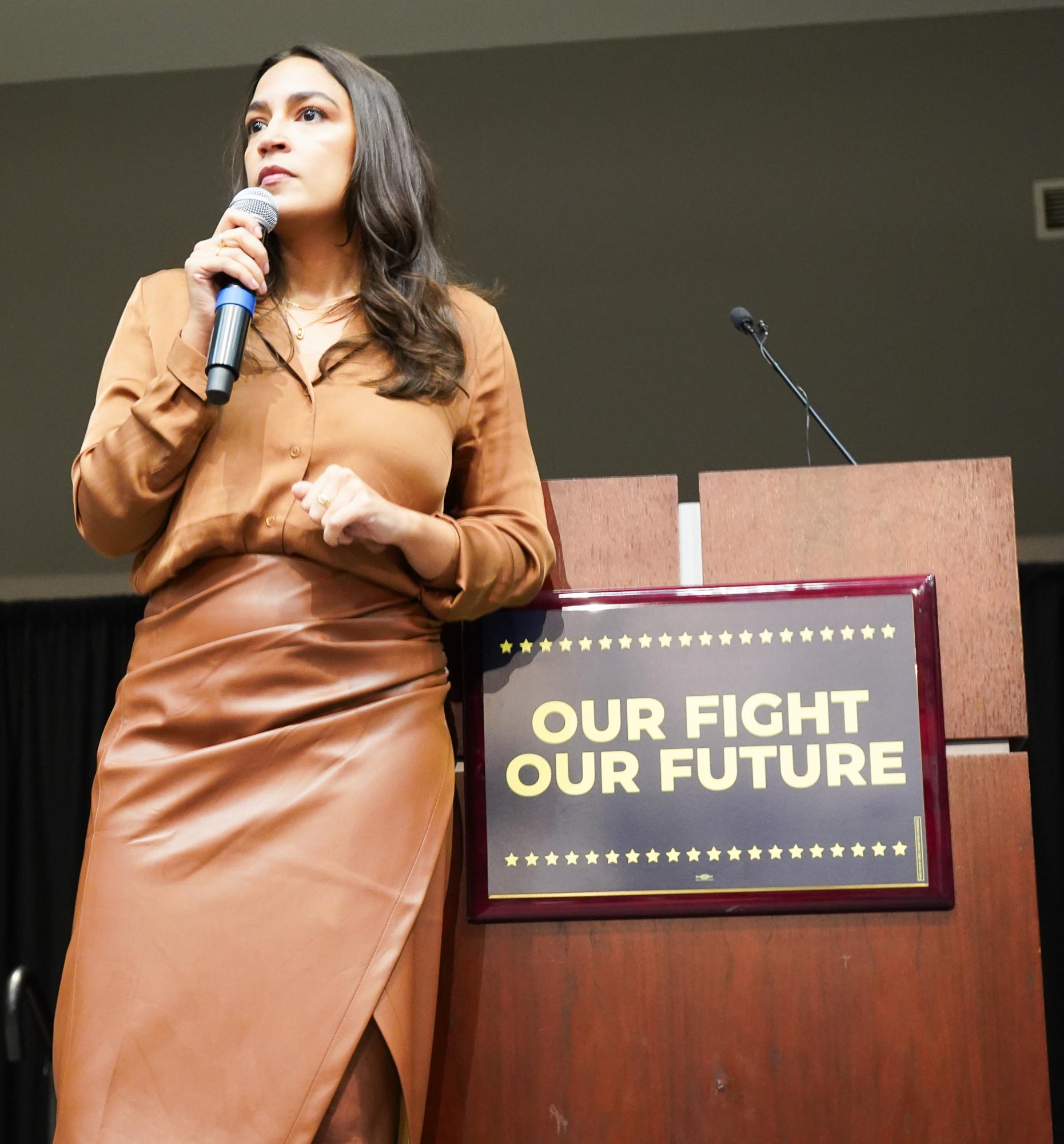 Democratic politicians visit TXST ahead of November election