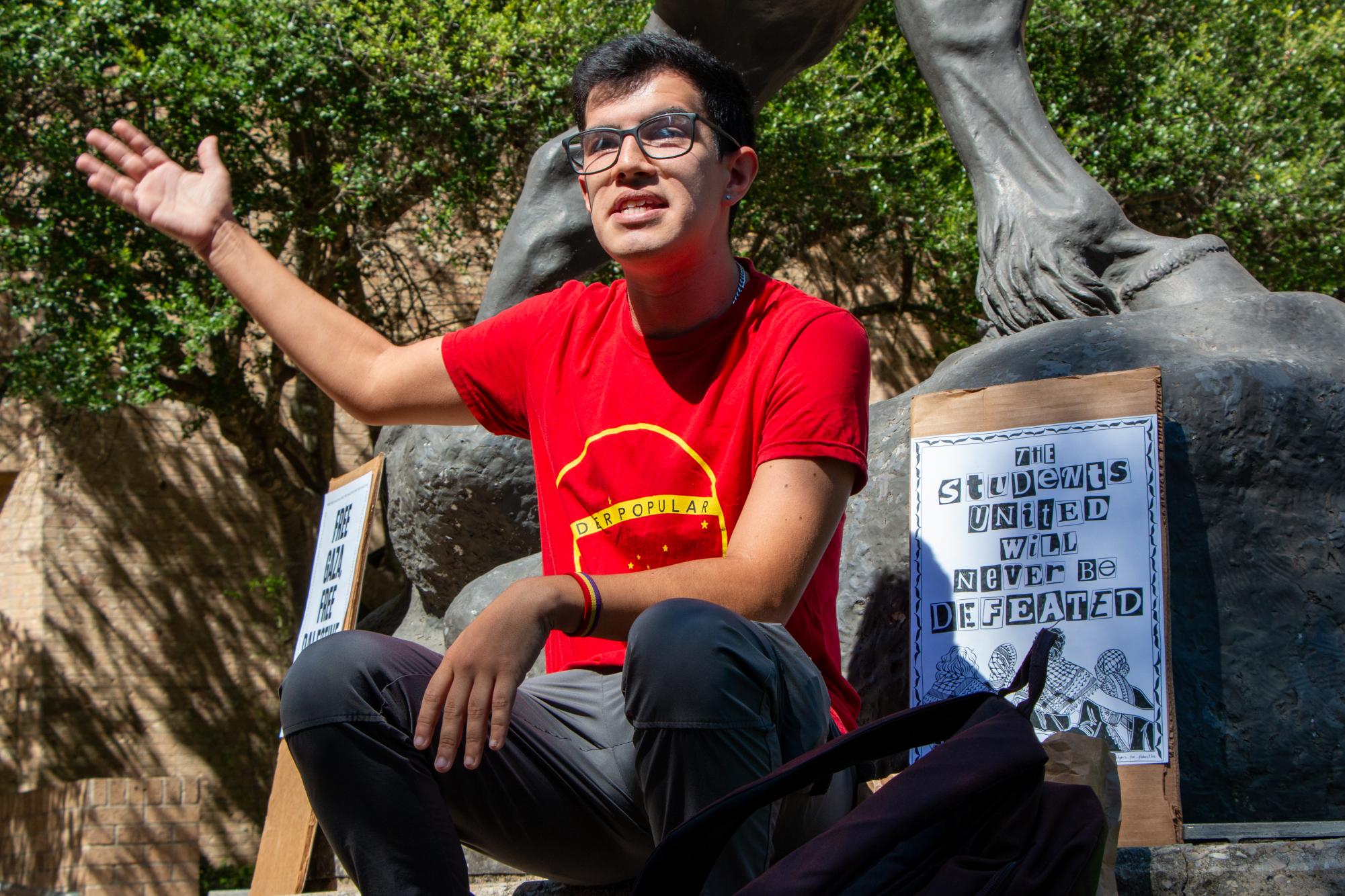 Community members hold protest to counter Democratic rally at TXST