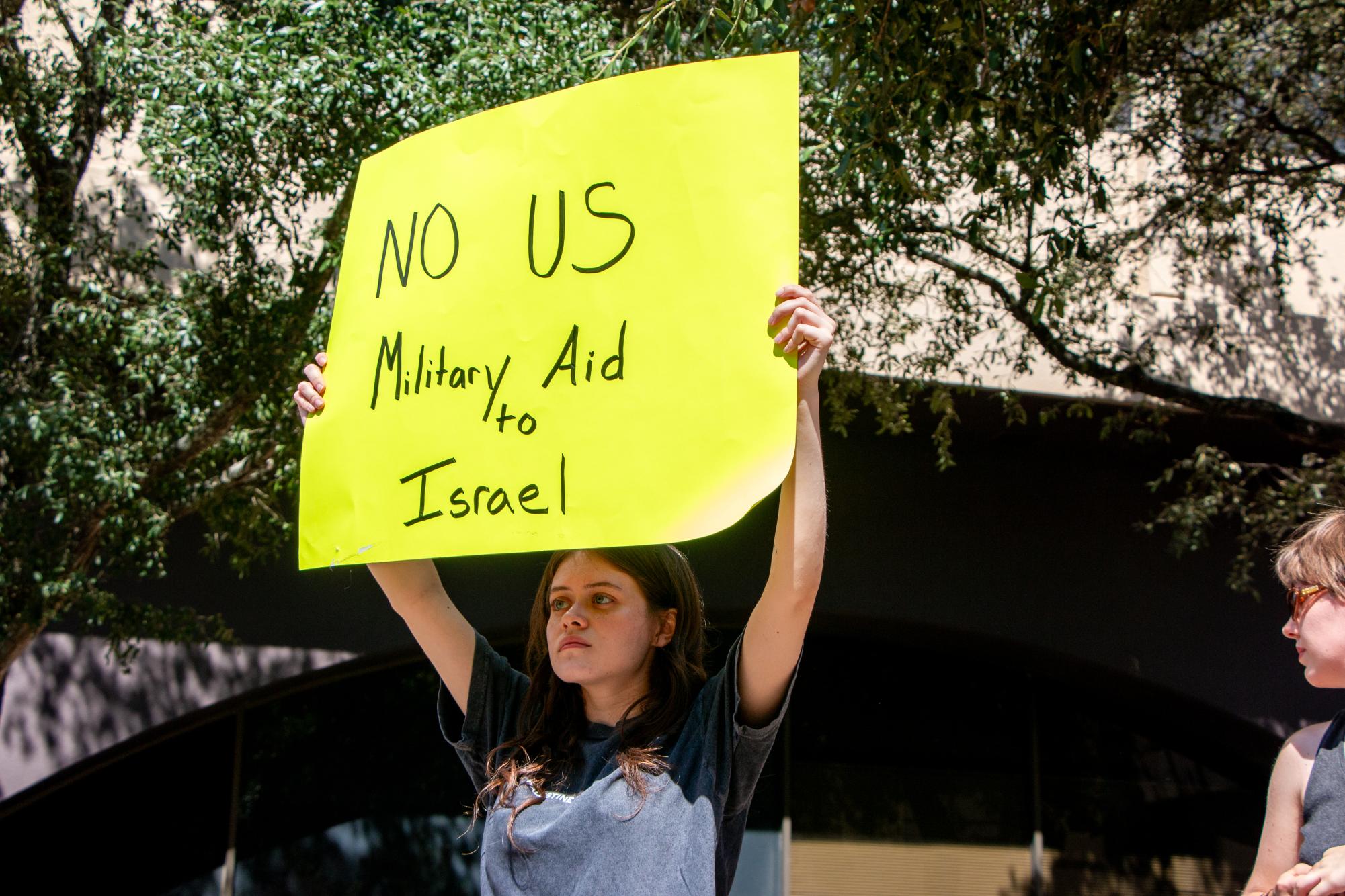 (Photo Gallery) - Protestors hold pro-Palestine march against Democratic rally