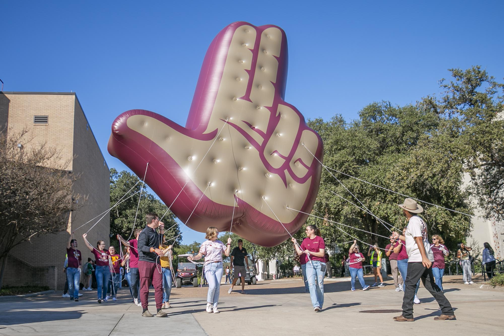 (Photo Gallery) - Homecoming at Texas State