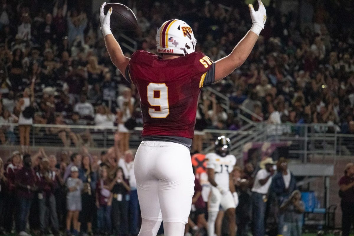 Texas State red shirt senior tight end Konner Fox (9) celebrates scoring a touchdown against the Golden Eagles. Saturday, Nov. 17, 2024 at UFCU Stadium.