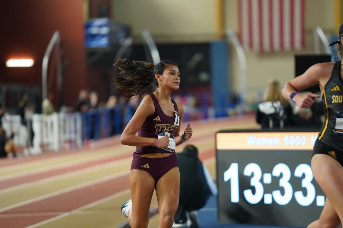 Junior Abigail Parra runs at the Sun Belt Conference Indoor Championships on Tuesday, Feb. 25, 2025.