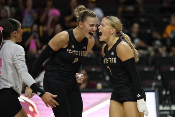 Navigation to Story: Bobcats beat Dukes again, roll into SBC Tournament on eight match win streak