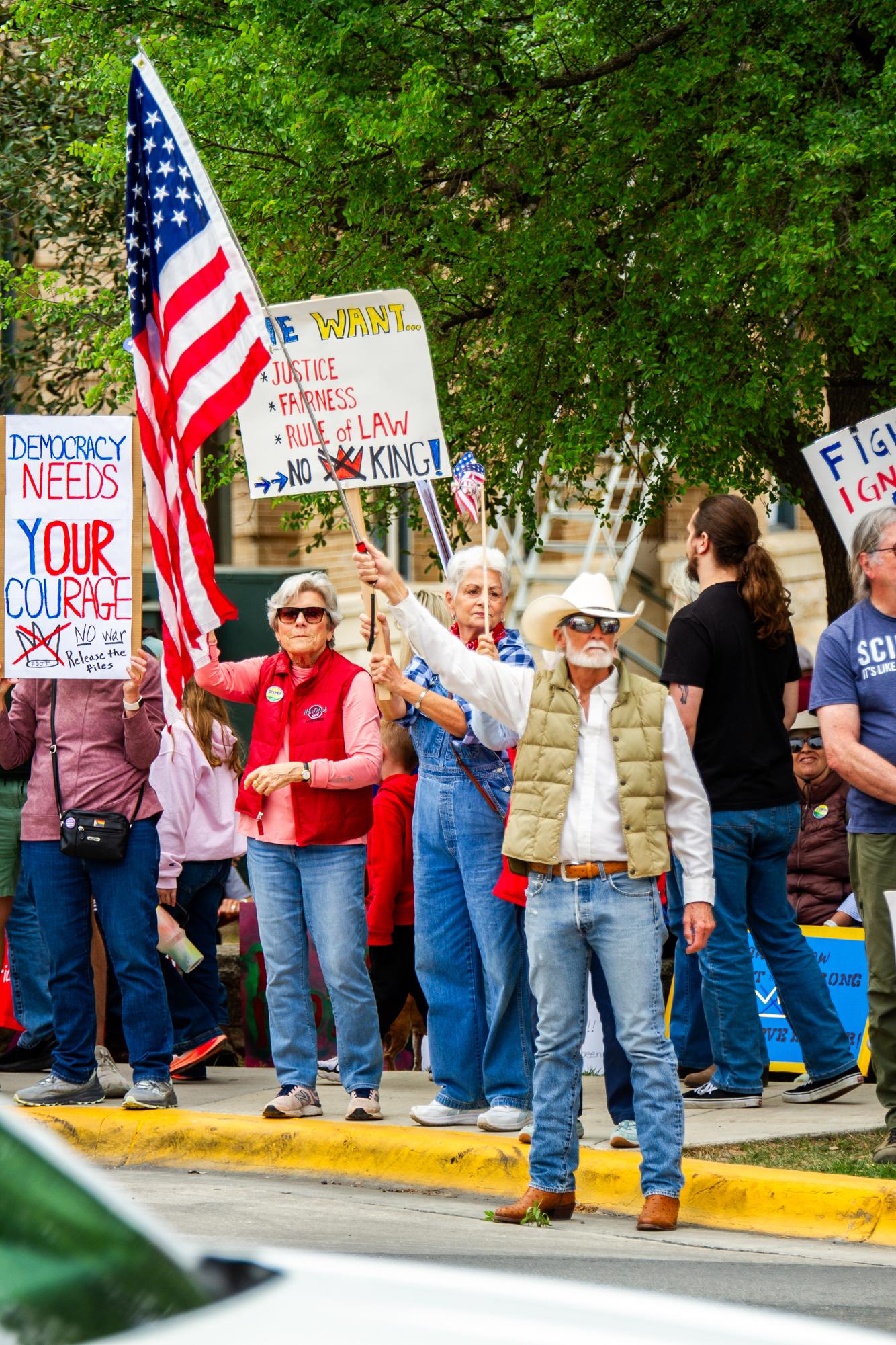 San Marcos community hosts No Kings protest